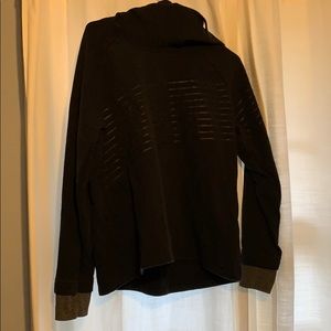 Under Armour Sweatshirt